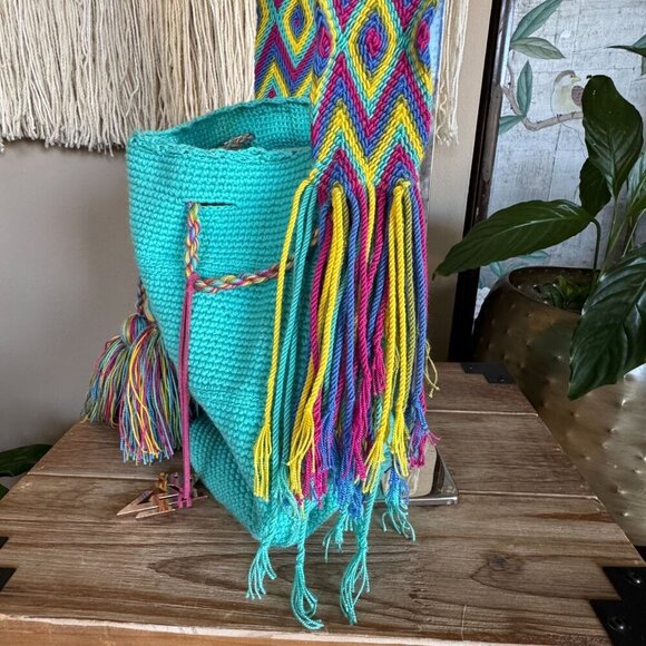 Wayuu Mochilla Teal Multi Color Woven Shoulder Soft Large Tassel Tie Bucket Bag - Picture 5 of 14